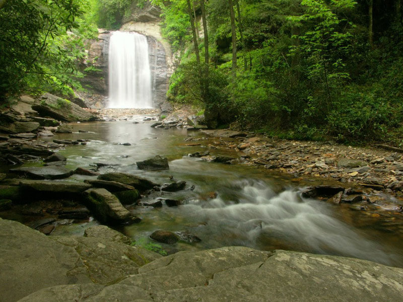 motels near maggie valley hiking